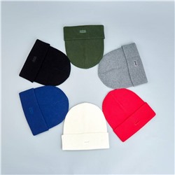 Вязанная трикотажная шапка  ЛЕВАЙ*С