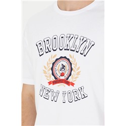 Erkek Beyaz Comfort Bisiklet Yaka Tişört