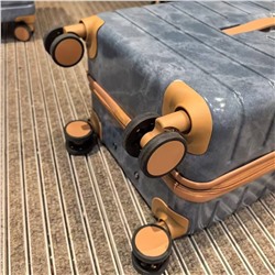 Чемодан Le*e   Экспорт