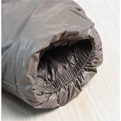 Женская стеганая куртка с капюшоном