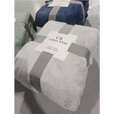 Большой плюшевый плед  Calvi*n Klei*n