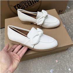 Женские лоферы