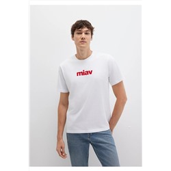 Mavi Kırmızı Miav Baskılı Beyaz Tişört Regular Fit / Normal Kesim 067153-622