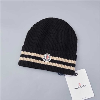 Вязаная шапка MONCLE*R