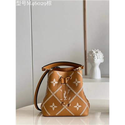 натур  тельчья импортная кожа  топ