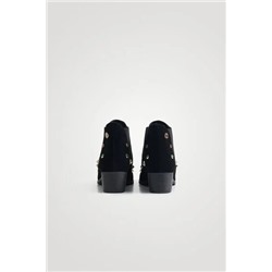 Botines serraje pedrería