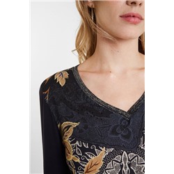 Camiseta floral boho