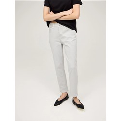 Серые базовые джинсы зауженные