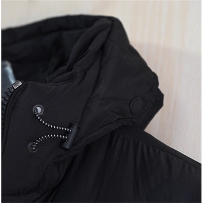 Мужское стеганое пальто с капюшоном