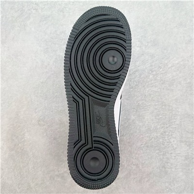 Кроссовки НАЙ*К