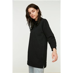 TRENDYOL MODEST Siyah Dik Yaka Yırtmaç Detaylı Basic Örme Sweatshirt TCTAW22TW0196