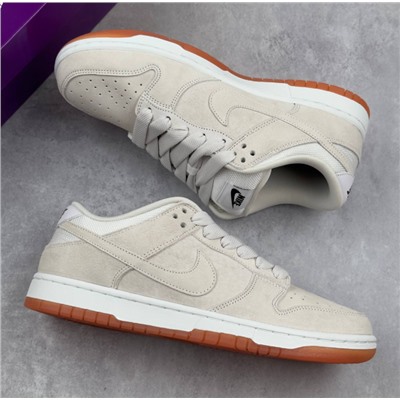 Nike SB Dunk Low PRO B