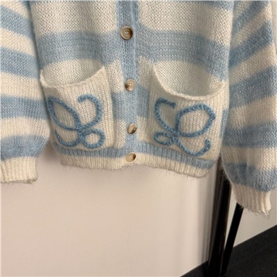 Женский кардиган нежно голубого цвета  Loew*e