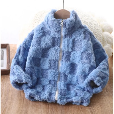 Пушистая кофта.