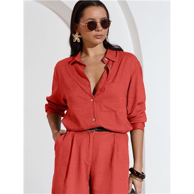 Свободная удлиненная блузка с карманом изо льна с вискозой