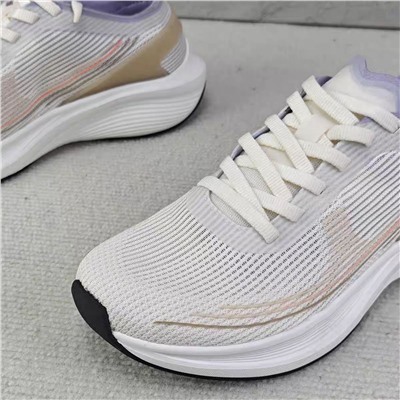 Лёгкие беговые кроссовки  ОЙШ*О