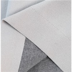 Повседневный трикотажный свитер