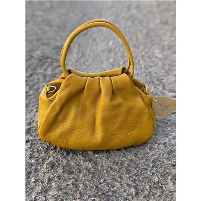 PELLE · LUX OCRA