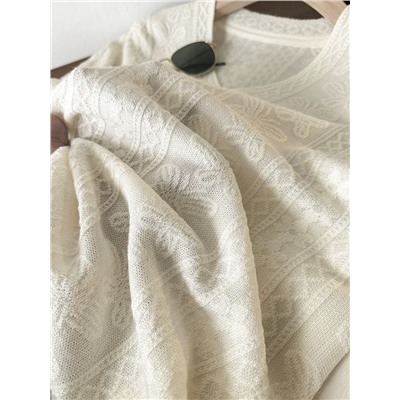 Нежный пуловер из смесовой шерсти