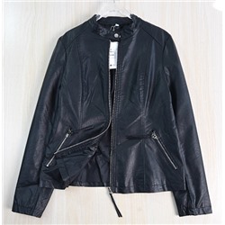 Женская курткаиз мягкой искусственной кожи с воротником-стойкой