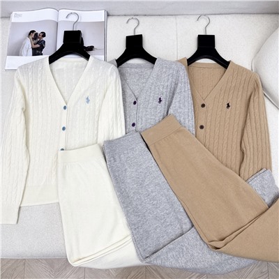 Костюм люкс