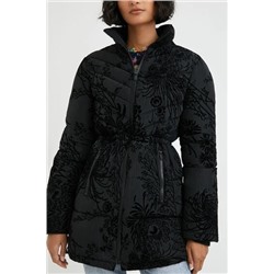 Chaqueta slim acolchada capucha
