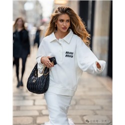 Свитшот с воротником - поло Mi*u Mi*u