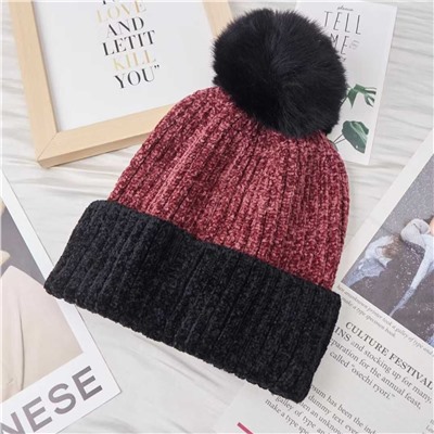 Зимняя женская шапка  Empori*o Arman*i