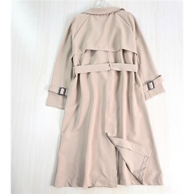 Элегантный тренчкот в ретро-британском стиле