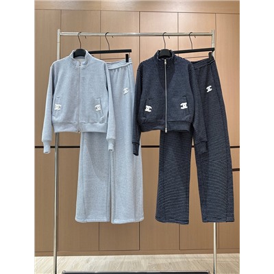 Костюм  люкс