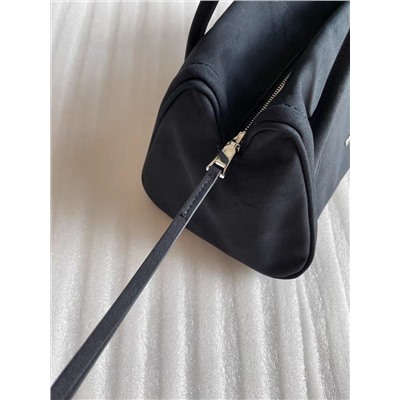 Женская вместительная сумка  DKN*Y