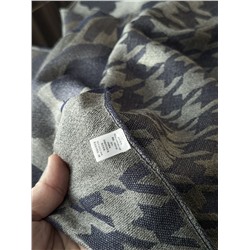 Шерстяной шарф унисекс, этикетки надрезаны