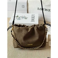 Стильная замшевая сумка  LOEW*E