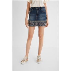 Minifalda vaquera bordados