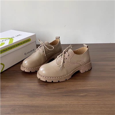 Женские кожаные туфли