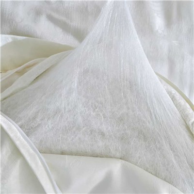 Невероятно нежное шелковое одеяло премиум класса   BVLGAR*I Hote*l Duba*i