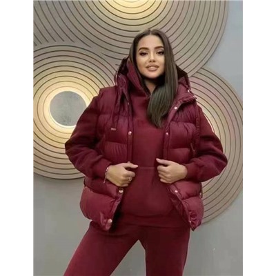 Костюм тройка