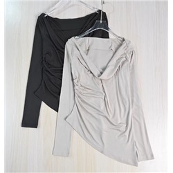 Женская асимметричная трикотажная футболка МО*КО