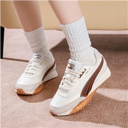 Кроссовки в ретро