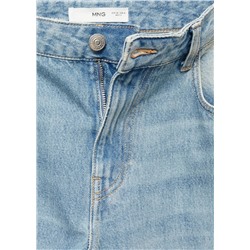 Jeans rectos bajo vuelto