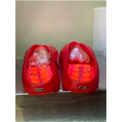 Самые популярный запрос последних пары месяцев -   шлепки НАЙ*К (3 цвета)