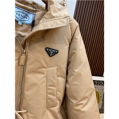 Женский пуховик   Prad*a