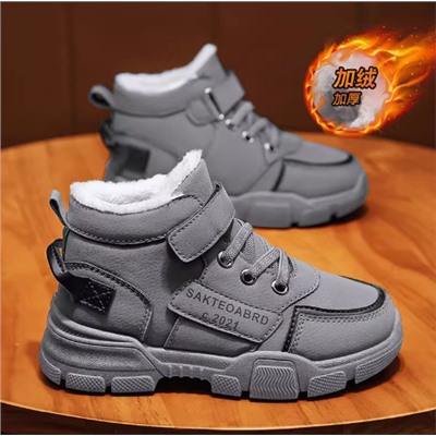 Зимние ботинки