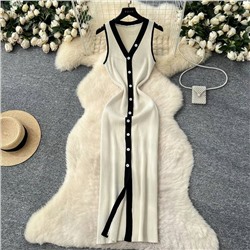 Трикотажное платье с контрастной окантовкой  6 цветов