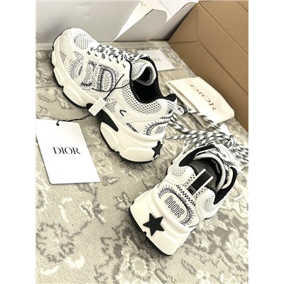 Кроссовки    качество  топ