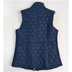 Женский стеганый жилет-стойка