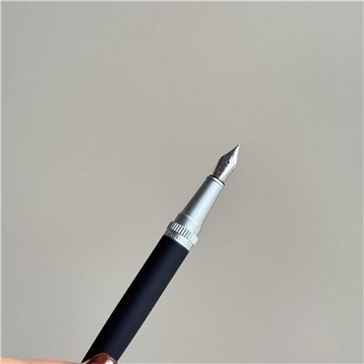 Ручка с пером в красивой упаковке  БОС*С