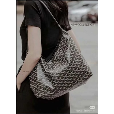 Стильная и вместительная женская сумка с кошельком  GOYAR*D
