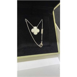 Классическое  ожерелье в форме клевера   Va*n Clee*f & Arpel*s