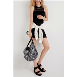 Vestido halter macramé
